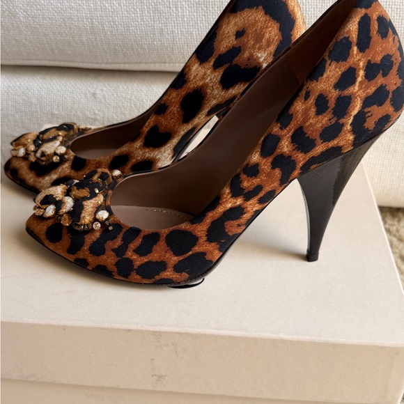Yves Saint Laurent Leopard Print Jeweled Pointed Toe Pumps - Picture 3 of 10
